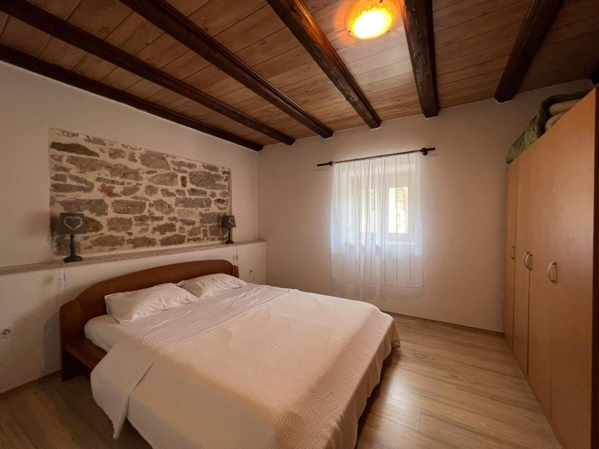 Anamarija Apartament *